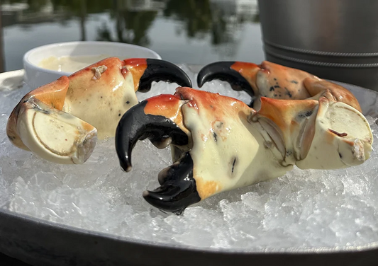 Stone Crab Claw Sizes in West Palm Beach: Medium to Colossal and How Many Per Person